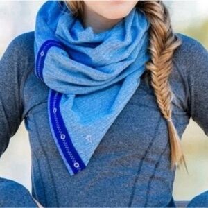 Ivivva Village Chill Scarf Blue and Purple Chevron One size